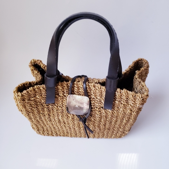 Vintage Straw Tan Mini Handbag - Picture 5 of 15